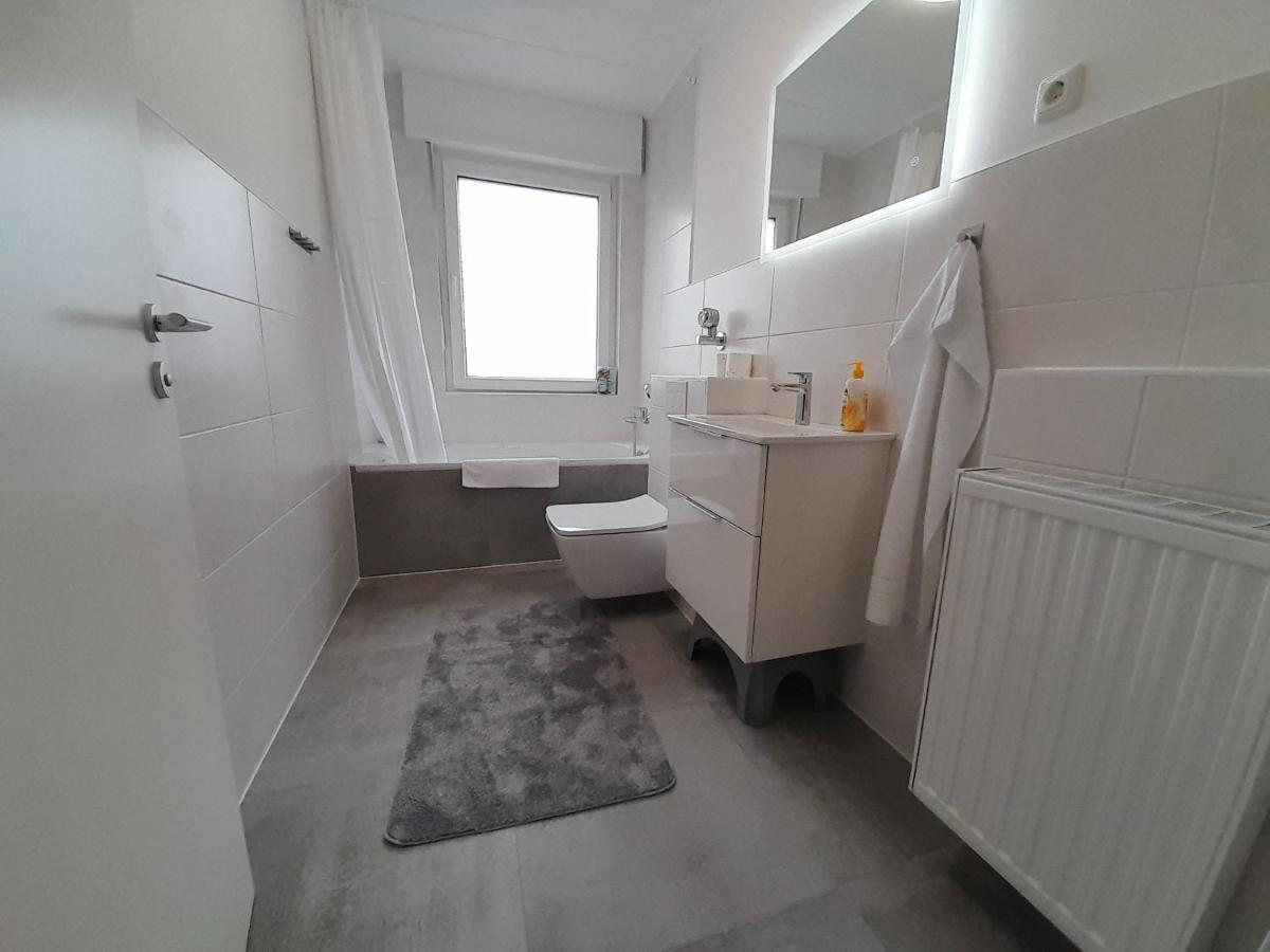 ☆4-Zimmer-Ferienwohnung☆renoviert☆Küche☆WLAN☆Netflix☆ Castrop-Rauxel Exterior foto